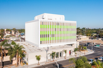 Santa Ana Arts Collective in Santa Ana, CA - Foto de edificio - Primary Photo
