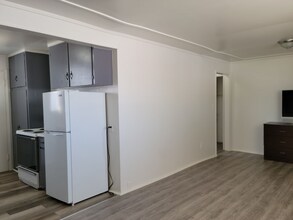 180 N Jones St in Overton, NV - Building Photo - Building Photo
