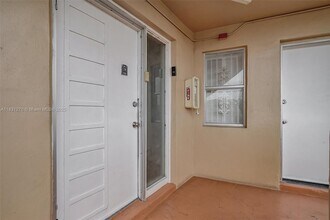 1301 NE 191st St in Miami, FL - Building Photo - Building Photo