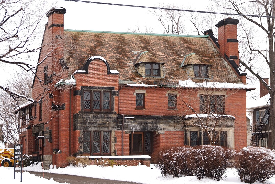 10823 Magnolia Dr in Cleveland, OH - Building Photo