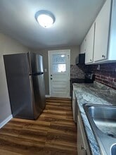 345 Illinois St in Carpentersville, IL - Building Photo - Building Photo
