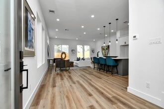 2610 Vance St in Houston, TX - Building Photo - Building Photo