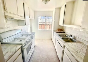 1333 Bates Ave, Unit 2 in Los Angeles, CA - Building Photo