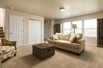 5661 Briarhill Ct in Portage, MI - Building Photo - Building Photo