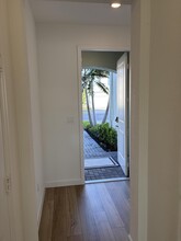 4181 Lagoon Shore Dr in Greenacres, FL - Building Photo - Building Photo