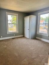 201 S Howell St in Davenport, IA - Building Photo - Building Photo
