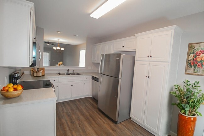 430 Andover Dr in Statesboro, GA - Building Photo - Building Photo