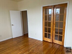 4BR 1BA Historic Mixed Use Loft w/ Massive in Brooklyn, NY - Building Photo - Building Photo