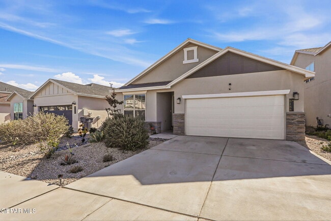 6166 Hidden Psge Ave in El Paso, TX - Building Photo - Building Photo