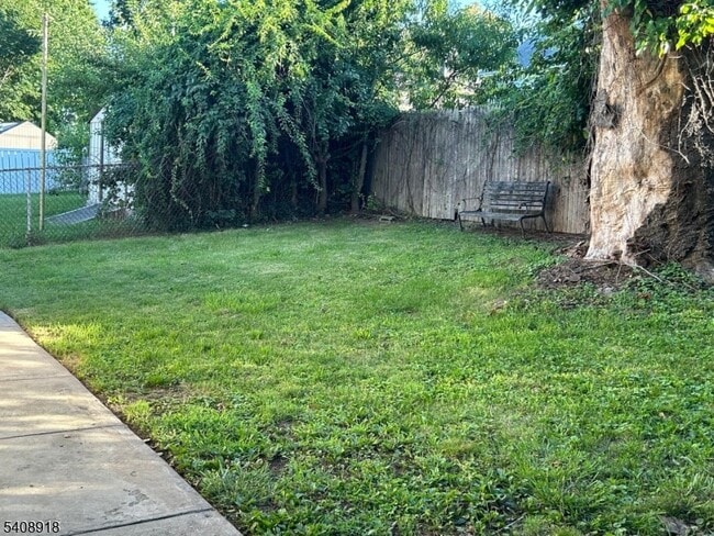 property at 159 S Fulton St