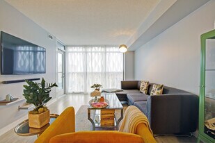 19 Singer Ct in Toronto, ON - Building Photo