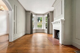 58 Thomas Park in Boston, MA - Foto de edificio - Building Photo