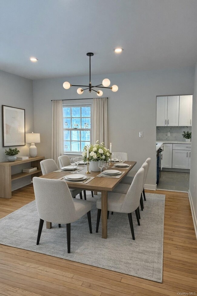 204 E Shore Rd in Great Neck, NY - Building Photo - Building Photo