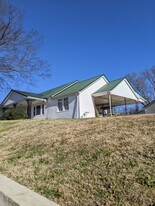 427 S Academy St in Murfreesboro, TN - Building Photo