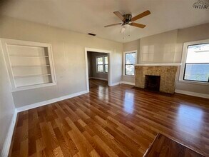 3107 Hollywood Ave in Wichita Falls, TX - Foto de edificio - Building Photo