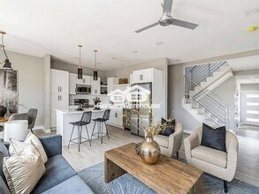 15588 Rocklyn Pl in Clive, IA - Building Photo - Building Photo