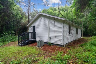 602 Ross Rd in Lillington, NC - Building Photo - Building Photo