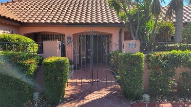 638 S Owl Dr in Sarasota, FL - Building Photo - Building Photo