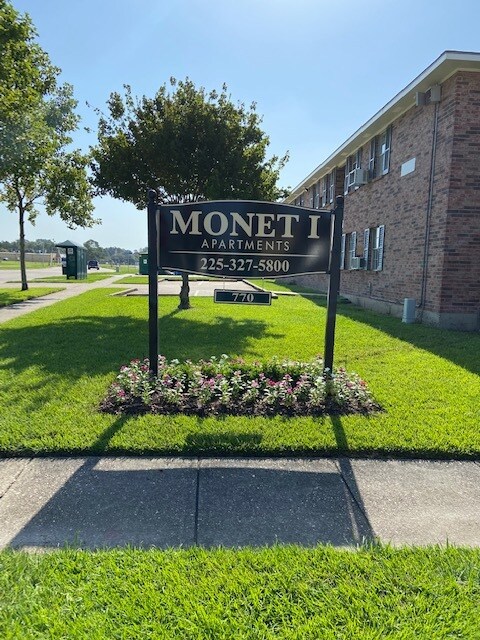 Monet I in Baton Rouge, LA - Building Photo