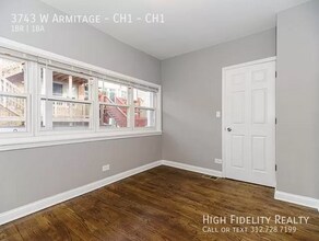 3743 W Armitage Ave in Chicago, IL - Building Photo - Building Photo