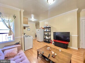 1849 N 17th St in Philadelphia, PA - Building Photo - Building Photo