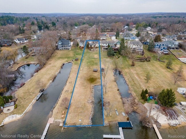 property at 3506 Moberly Rd