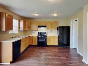 2898 Hearthside Dr in Greenwood, IN - Building Photo - Building Photo