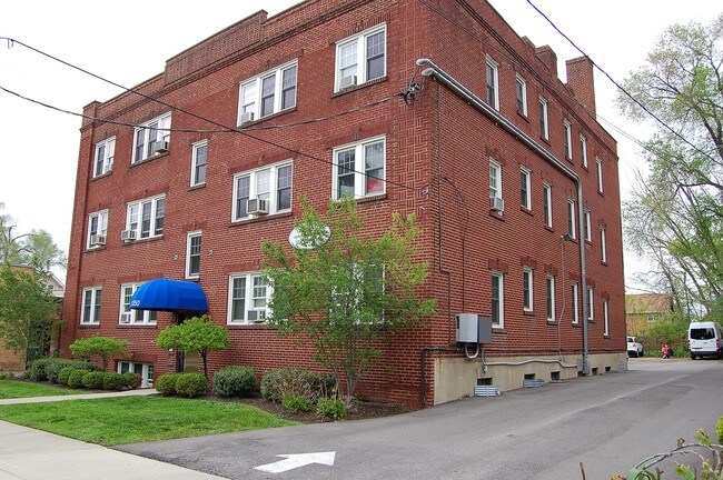1350 Edwards Road