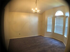 18442 S Wimbledon Dr in Katy, TX - Building Photo - Building Photo