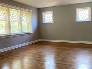 7130 Amherst Ave in University City, MO - Building Photo - Building Photo