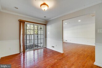 1502 Beacon Hill Dr in Gloucester Township, NJ - Building Photo - Building Photo