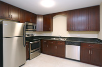 Brentwood Apartments in Bensenville, IL - Building Photo - Interior Photo