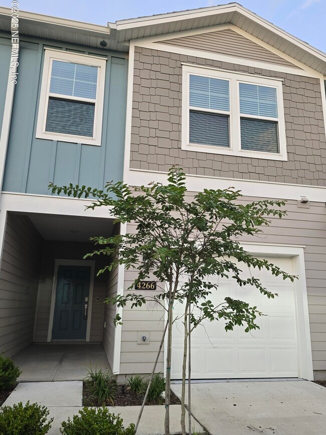 property at 4266 Leeward Breeze Lp
