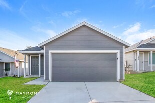 518 Paul Cyn in San Antonio, TX - Building Photo