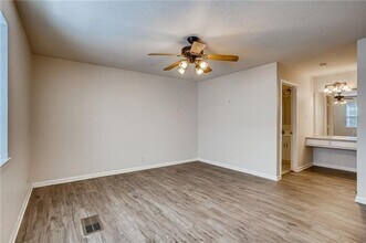 2800 Westhill Dr in Austin, TX - Building Photo - Building Photo