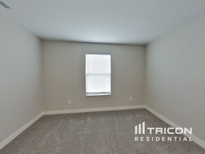 1303 Eton Wy in Avon, IN - Building Photo - Building Photo