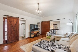 522 Westminster Ave in Alhambra, CA - Building Photo - Building Photo