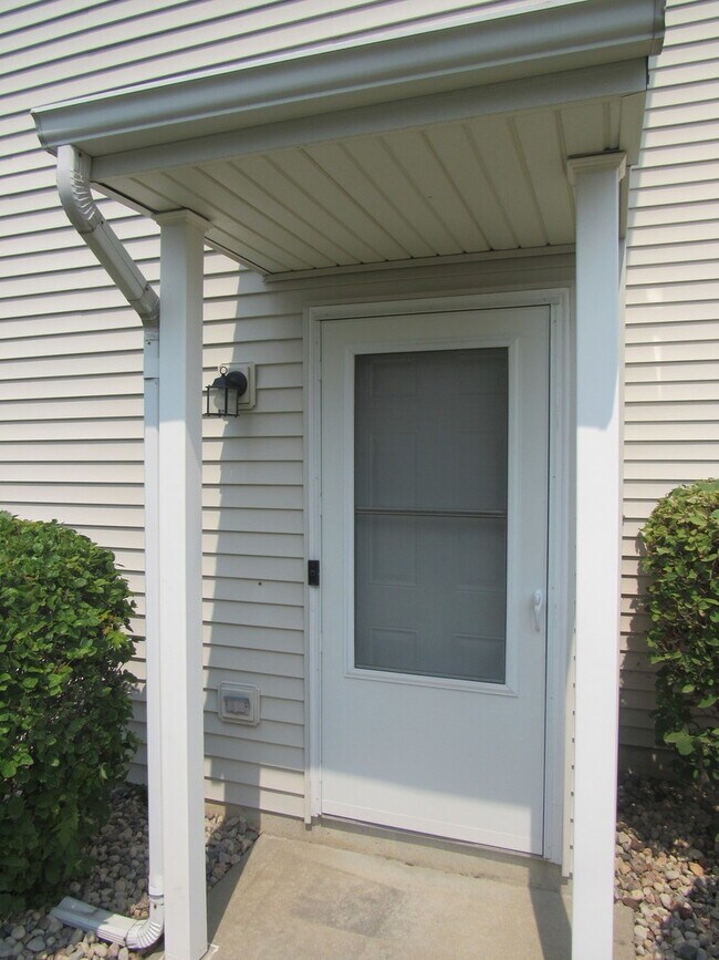 25200 Faraday Rd in Manhattan, IL - Building Photo - Building Photo