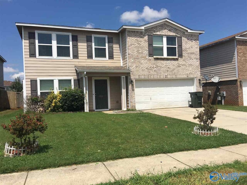 151 Olympia Dr in Meridianville, AL - Building Photo