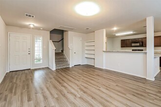 2907 Karin Crst Ln in Conroe, TX - Building Photo - Building Photo