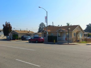 10910 Ramona Blvd in El Monte, CA - Building Photo - Building Photo