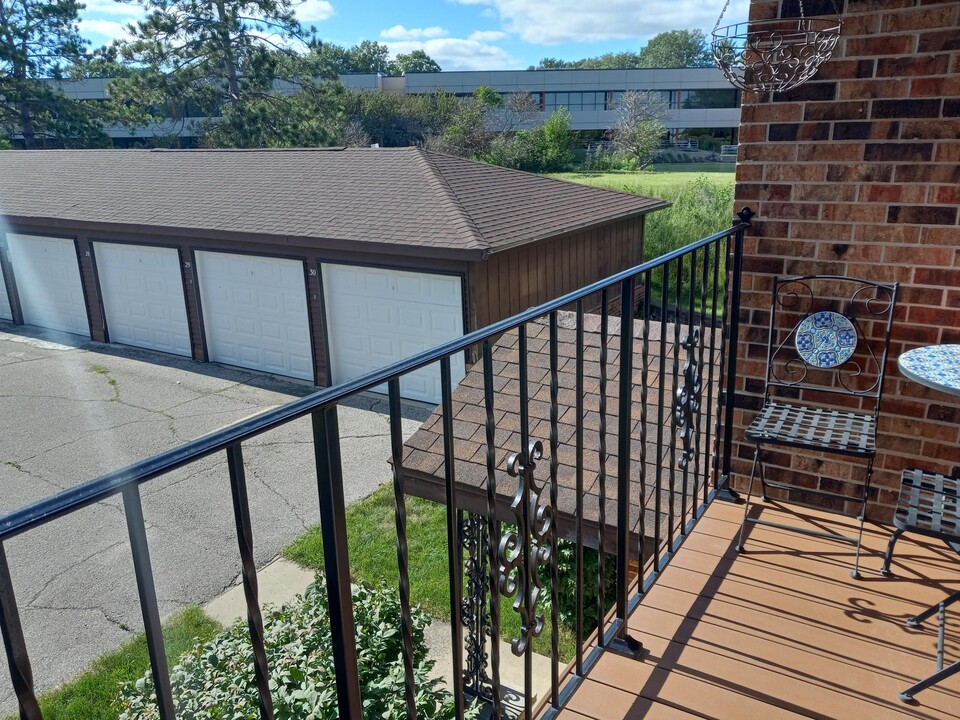 1125 Flammang Dr, Unit 1125 Flammang Drive in Waterloo, IA - Building Photo