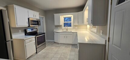 1015 E Eldorado St in Appleton, WI - Building Photo - Building Photo