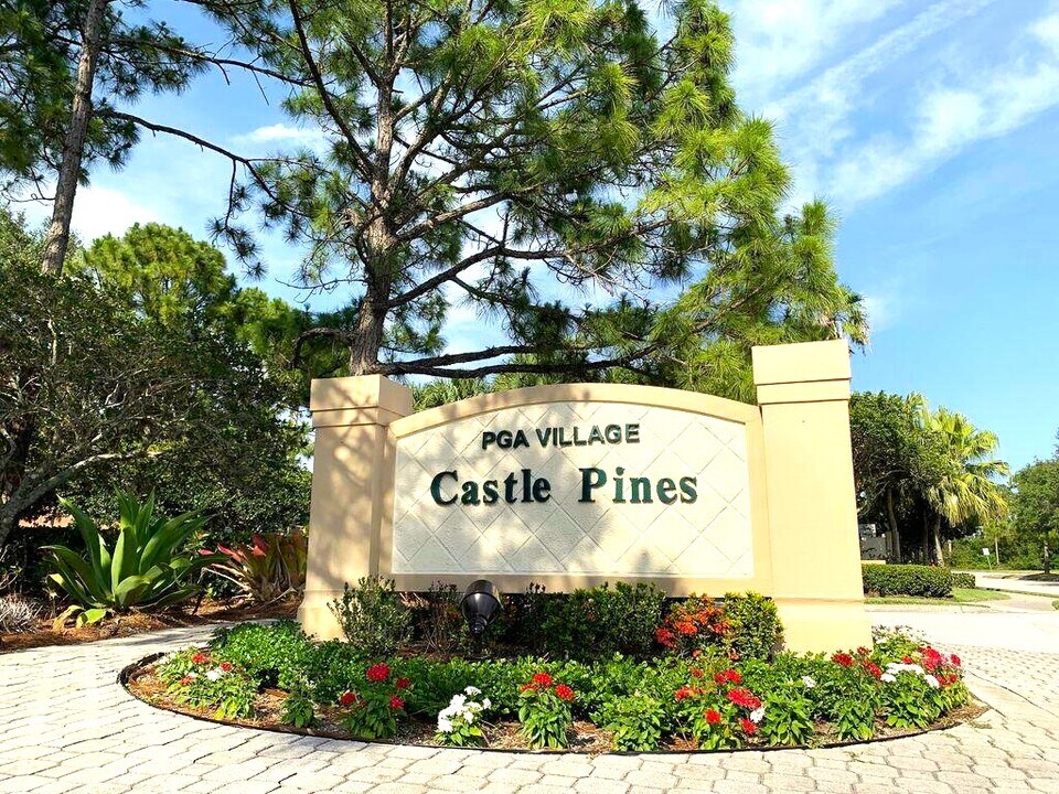 8356 Mulligan Cir, Unit 1924 Unit A in Port St. Lucie, FL - Building Photo