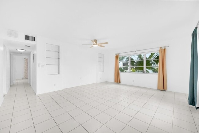 3208 Colony Club Rd in Pompano Beach, FL - Foto de edificio - Building Photo