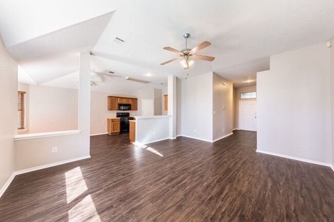 11908 Battle Bridge Dr in Austin, TX - Building Photo - Building Photo