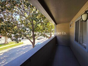 6673 Hammond Ave C in Long Beach, CA - Building Photo - Building Photo