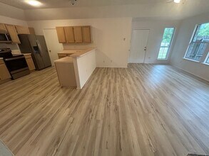 3164 Cross Creek Cir in Grand Prairie, TX - Building Photo - Building Photo
