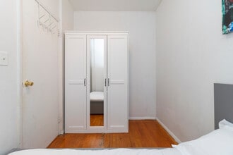 1213 Park Ave in New York, NY - Building Photo - Building Photo