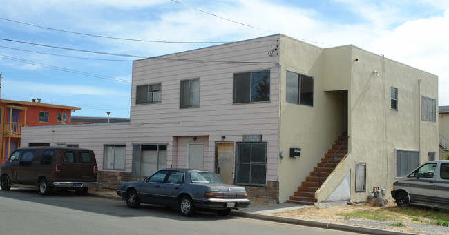 634 S 33rd St in Richmond, CA - Foto de edificio - Building Photo